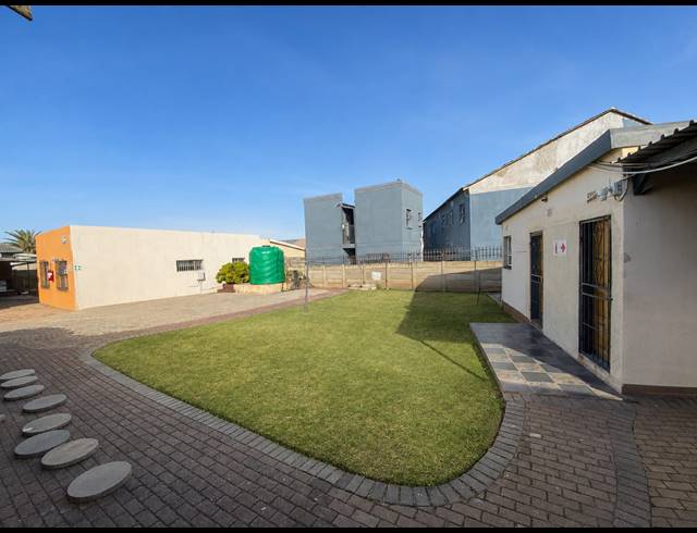 14 BEDROOM HOUSE FOR SALE IN VANDERBIJLPARK SE 7